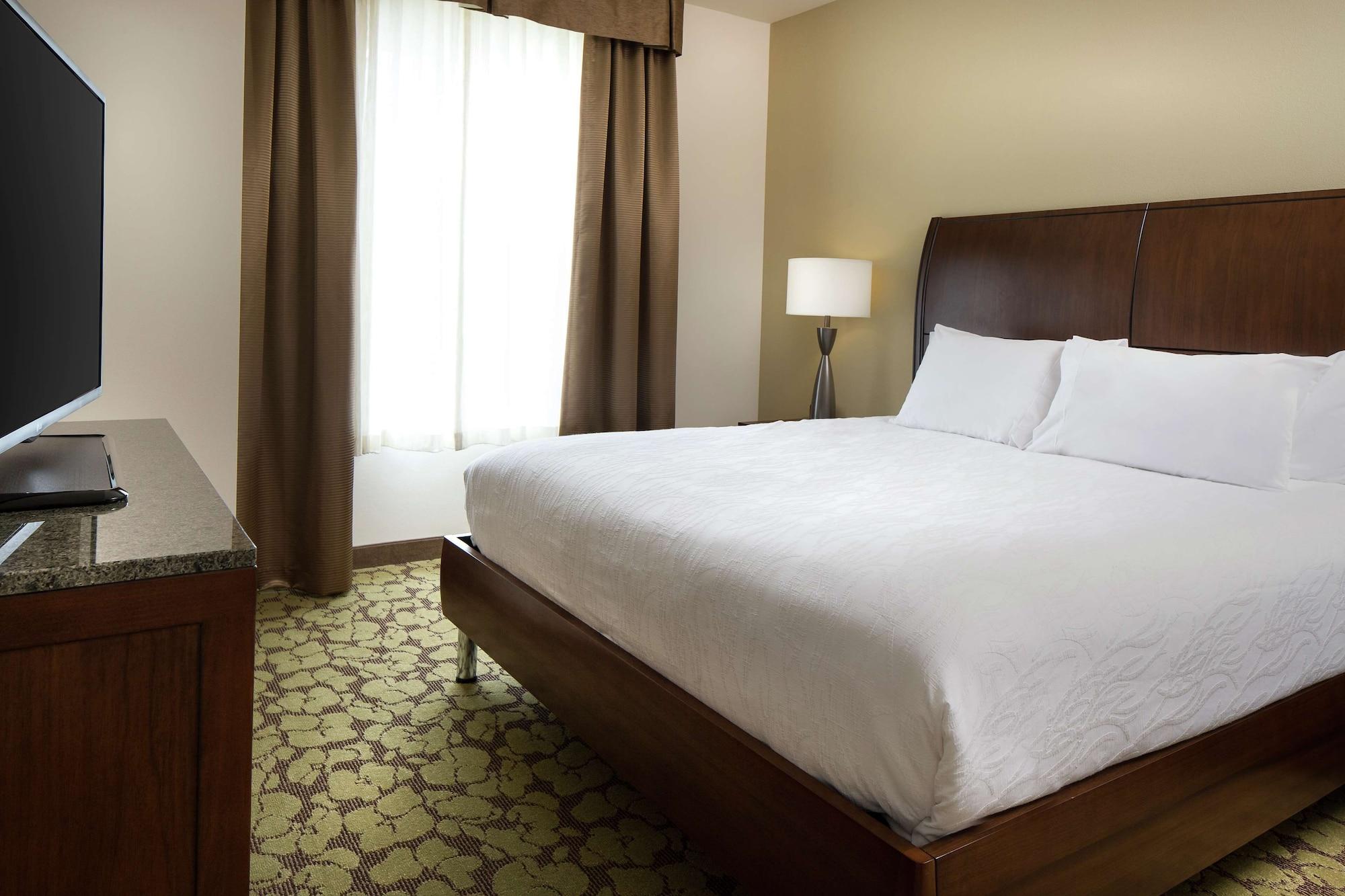 Hilton Garden Inn Bettendorf/ Quad Cities Exterior photo